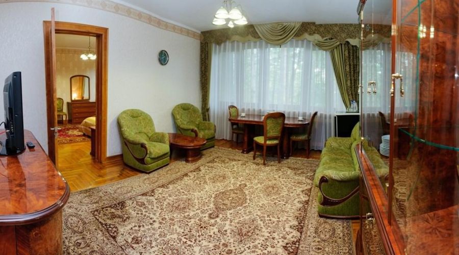 Люкс (Дача космонавтов)